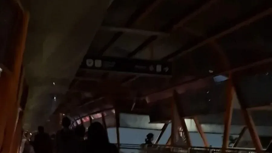 Kendala Penerangan di Skywalk Kebayoran: TransJakarta Berupaya Segera Atasi Masalah