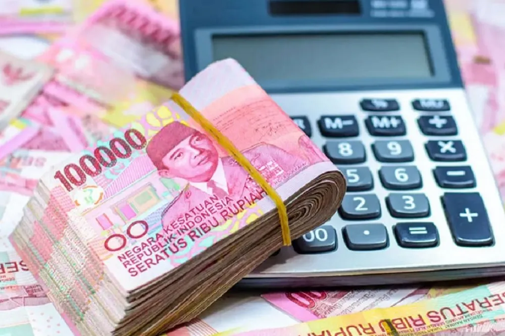 Rupiah Melemah ke Rp16.868, Terpengaruh Geopolitik dan Harga Energi