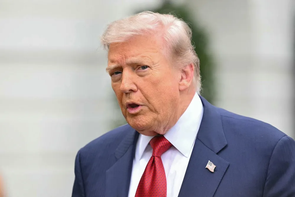 Trump dan Xi Bahas Isu Ekonomi dan Keamanan dalam Pertemuan di Beijing