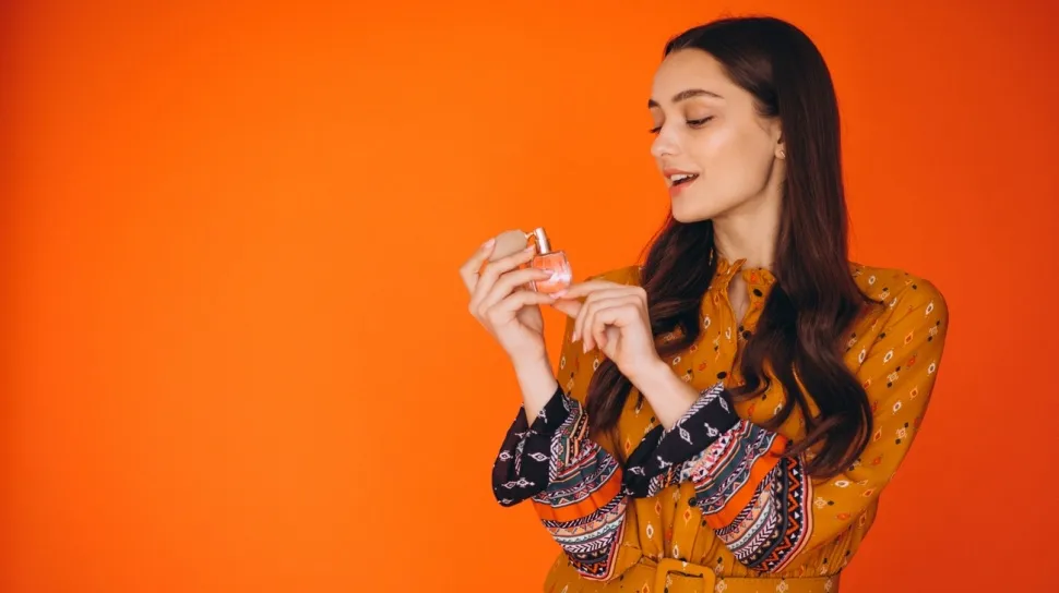 5 Parfum Wanita Elegan untuk Menyempurnakan Momen Bukber