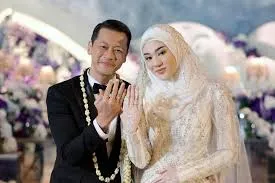 Dugaan Perselingkuhan Warnai Kehidupan Rumah Tangga Selebgram Clara Shinta