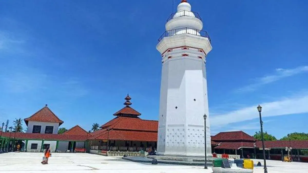 Jadwal Buka Puasa Hari Ke-4 Ramadan 1447 H di Kota Serang