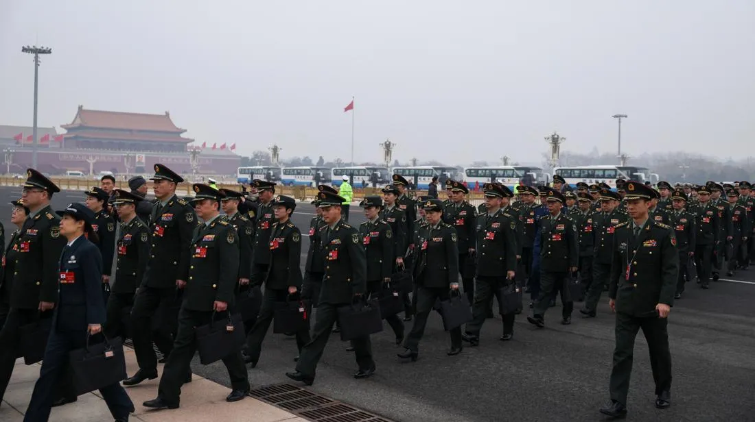Kehadiran Delegasi Militer Warnai Pembukaan CPPCC 2026 di Beijing
