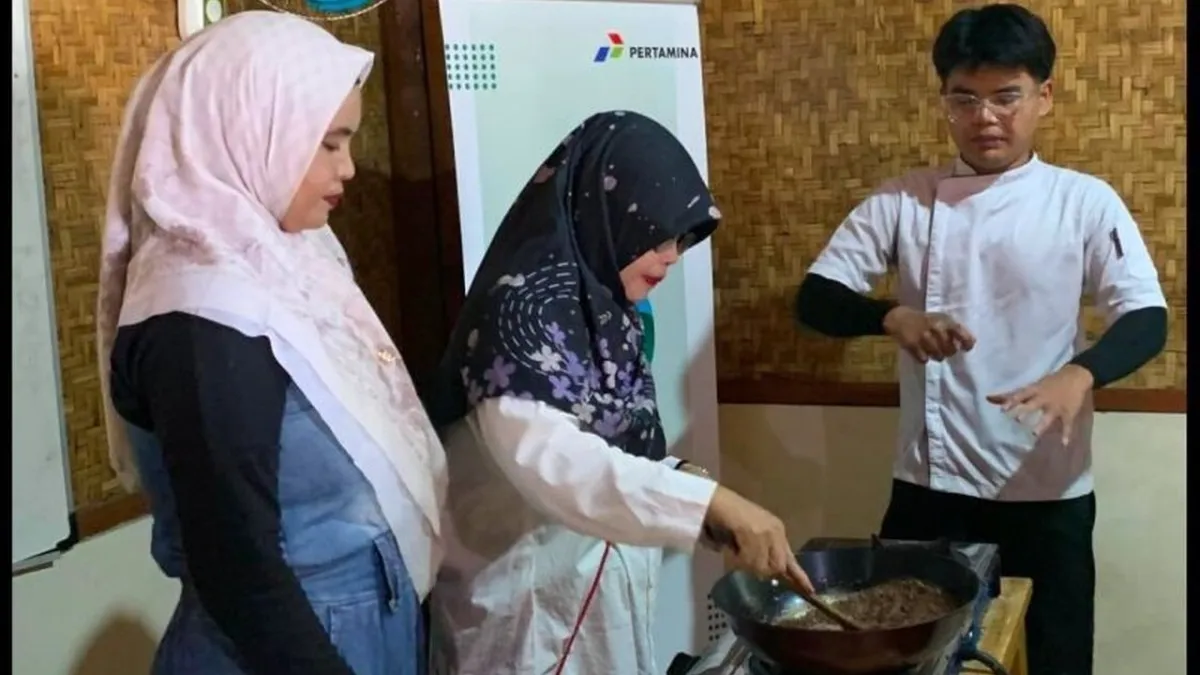 Pelatihan Kue Lebaran Tanpa Oven Tingkatkan Keterampilan UMKM di Kepulauan Seribu