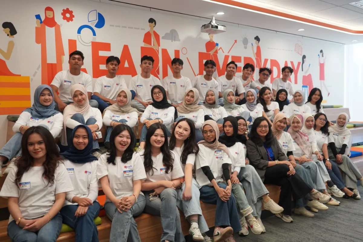 ShopeePay dan SeaBank Rayakan 36 Agen Perubahan di Malam Penghargaan SPARK