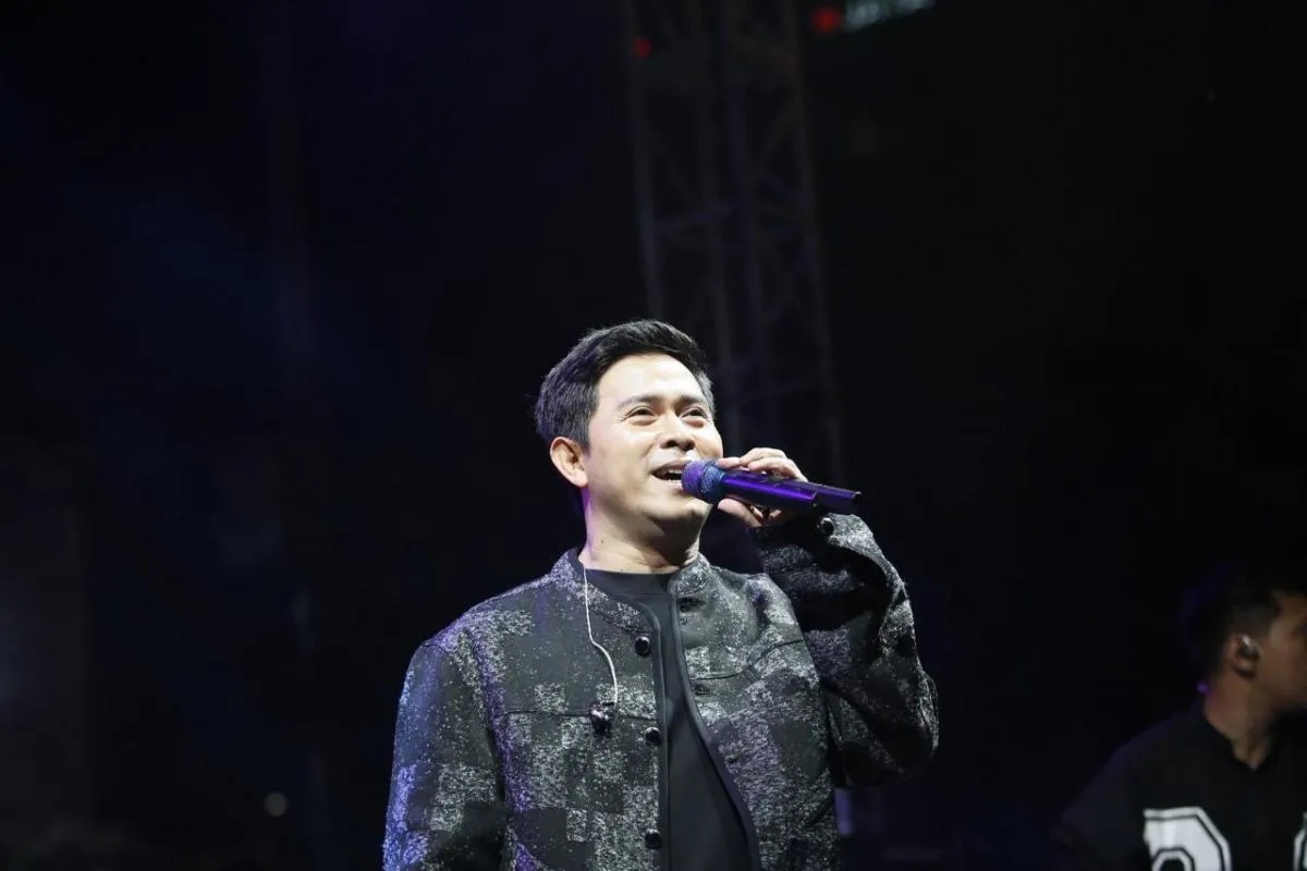 Cakra Khan Rayakan Ulang Tahun ke-34 di Panggung Music Zone