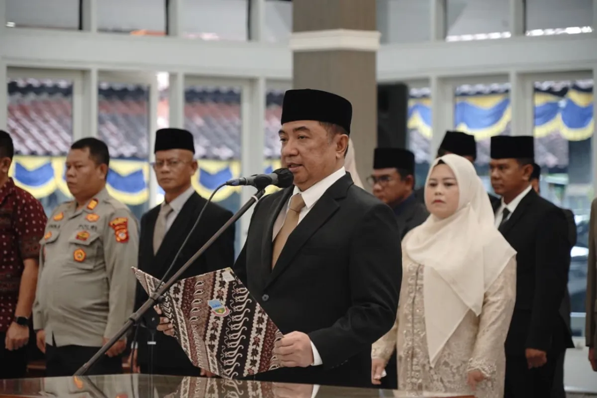Bupati Garut Lantik 42 Pejabat Baru untuk Penguatan Birokrasi