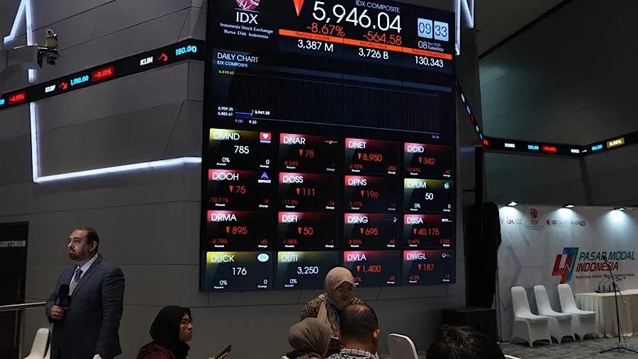 IHSG Turun 0,81% Dipicu Penurunan Saham Transportasi dan Barang Baku