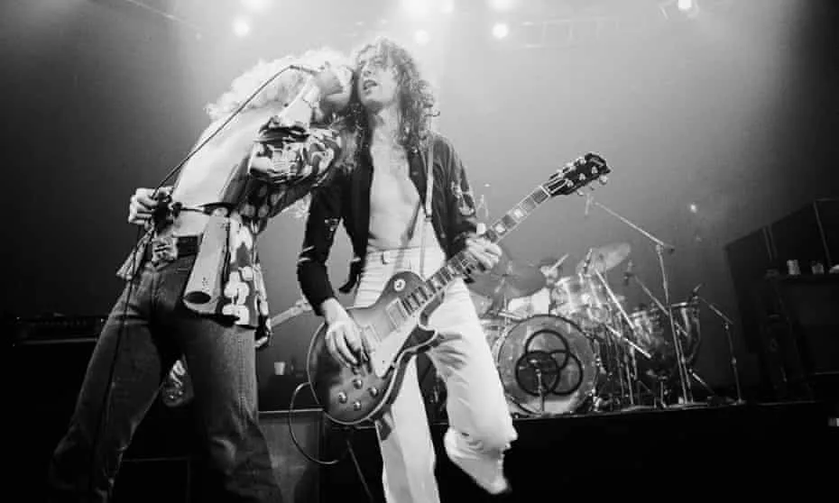 Robert Plant Sebut 'Immigrant Song' Sebagai Lagu 'Konyol' dari Led Zeppelin