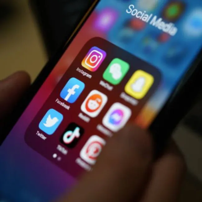 Platform Digital Wajib Verifikasi Usia Pengguna Anak Mulai 2026