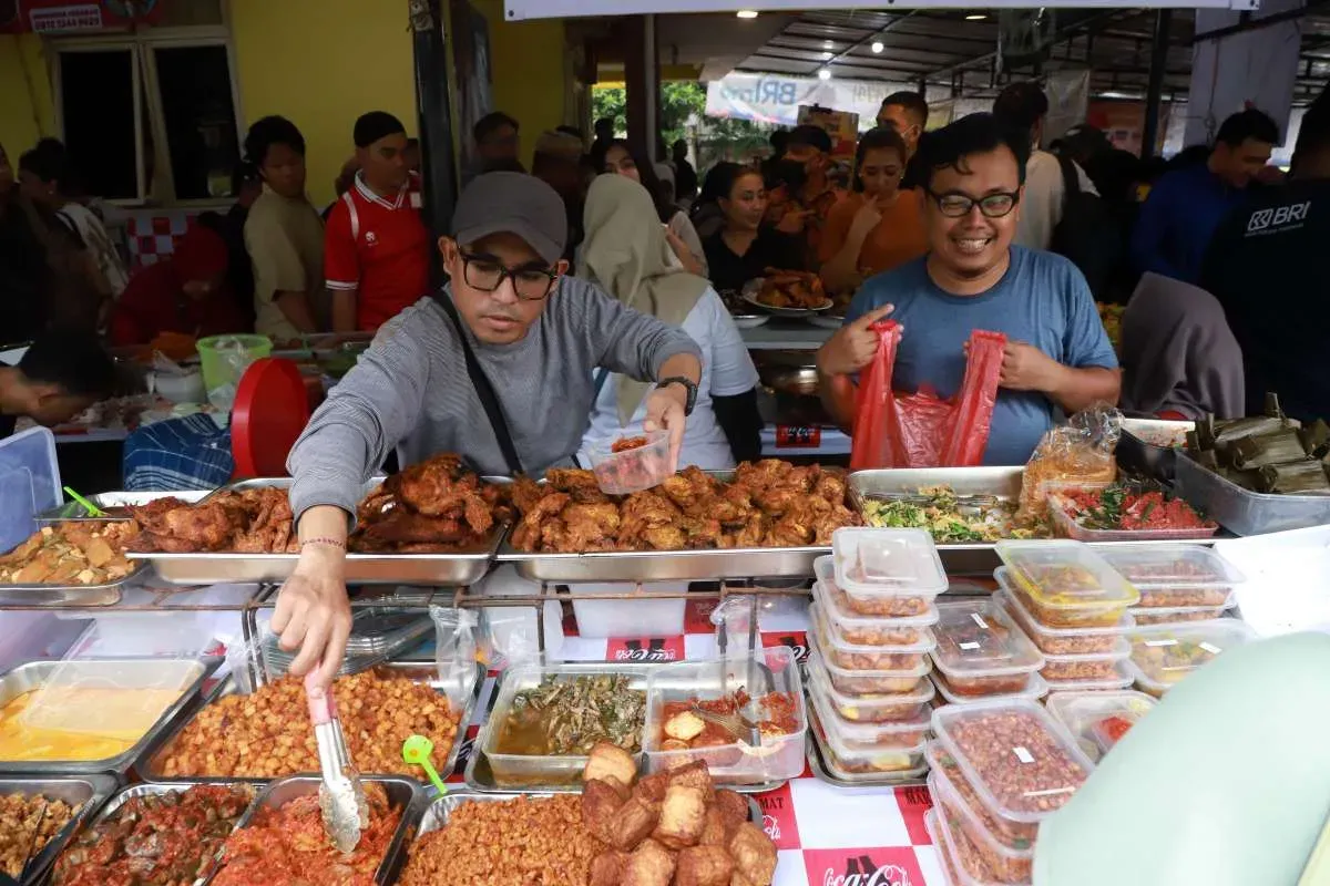 Jadwal Magrib dan Tips Sehat Berbuka Puasa di Situbondo
