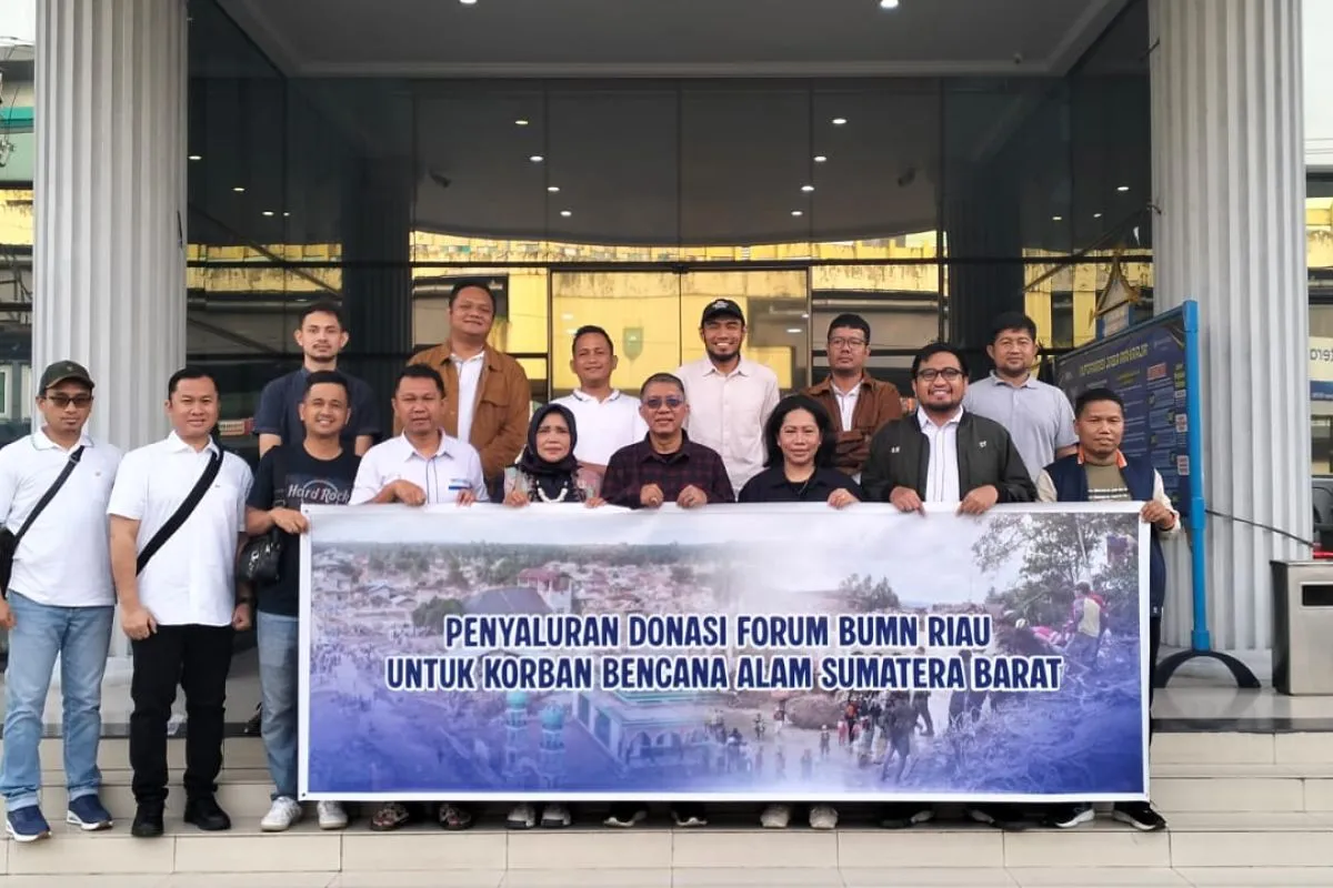 Forum BUMN Riau Salurkan Bantuan untuk Korban Banjir di Palembayan Agam