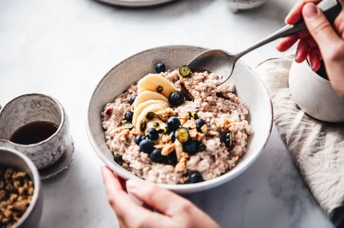 Manfaat Diet Oatmeal untuk Menurunkan Kolesterol Selama Ramadan