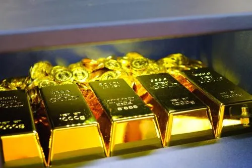 Kekhawatiran Konflik Timur Tengah Dorong Kenaikan Harga Emas