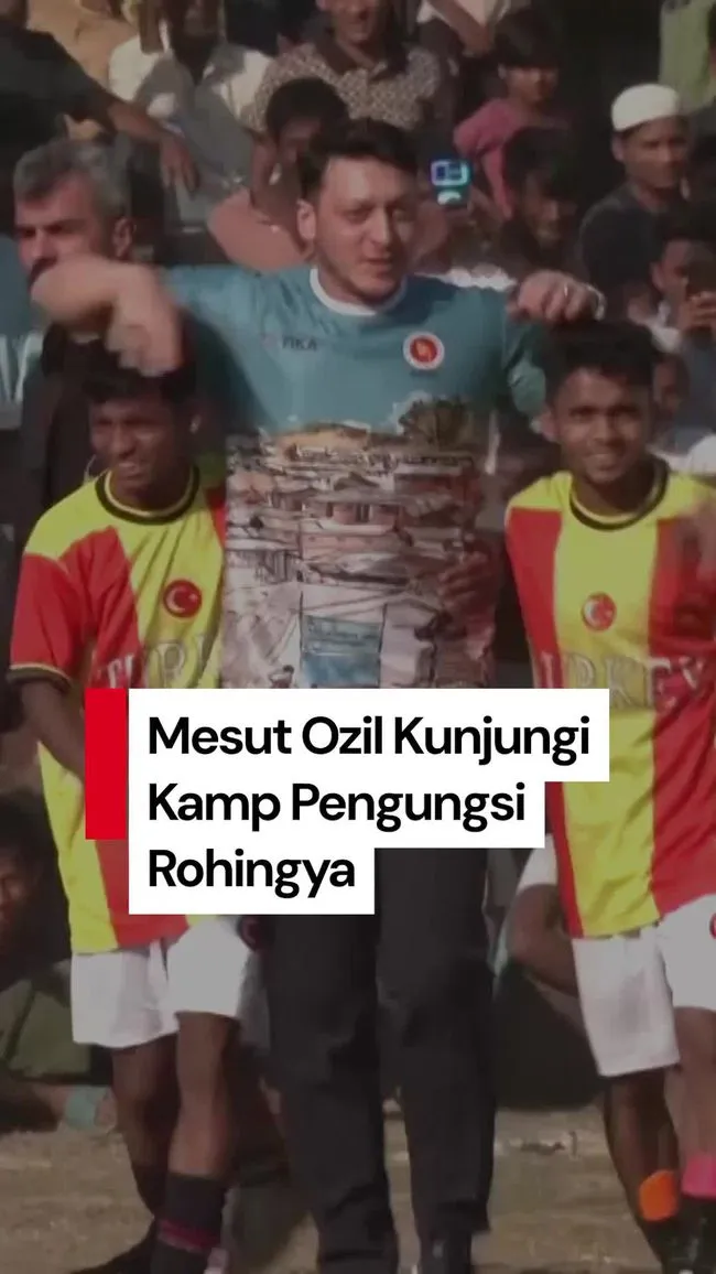 Mesut Ozil Berbagi Kebahagiaan dengan Pengungsi Rohingya di Ramadan
