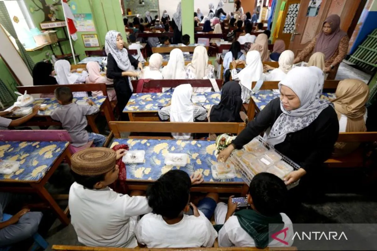 Alokasi Anggaran Makan Bergizi Gratis dalam Pendidikan Dicapai Melalui Kesepakatan Politik