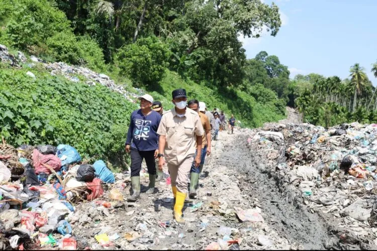 Bupati Madina Perkenalkan Program Bank Sampah untuk Atasi Keluhan Warga