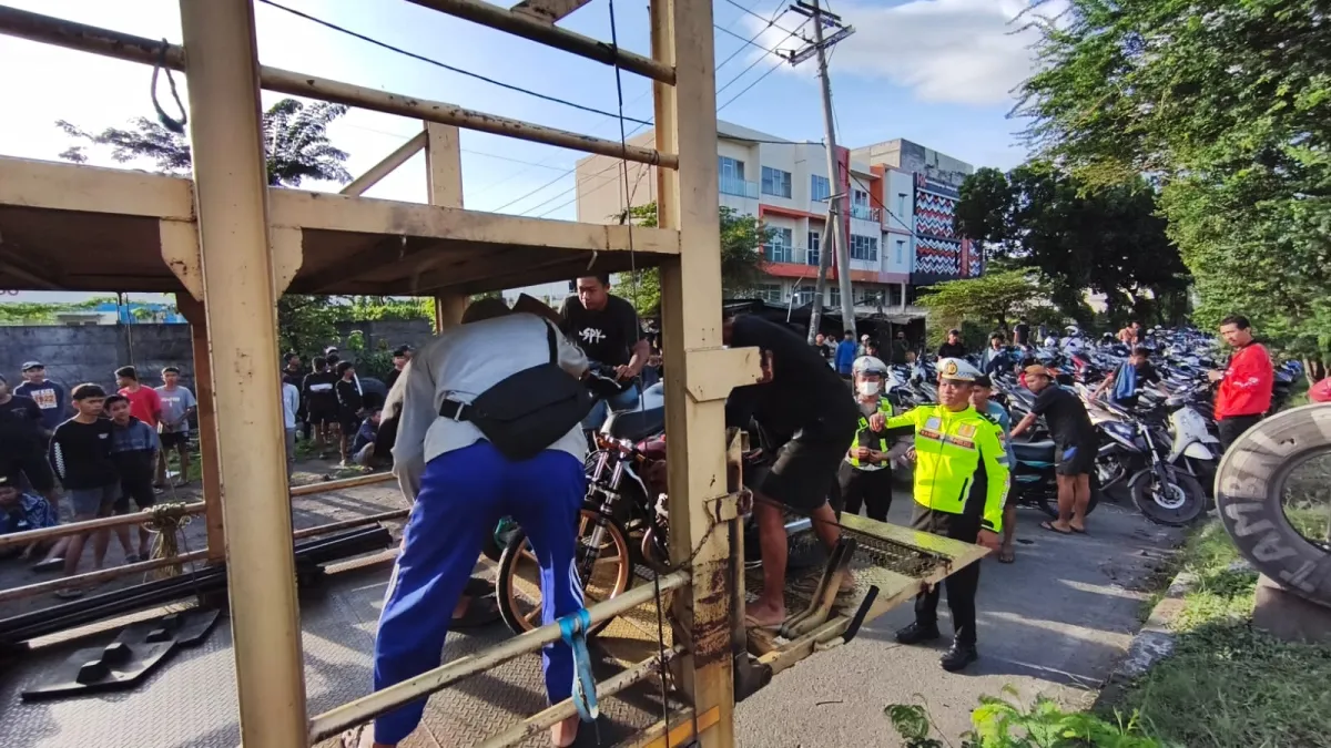 Razia Balap Liar di Sidoarjo: 300 Motor Diamankan