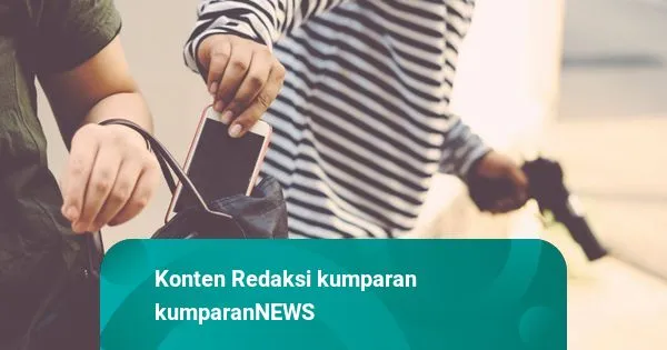 Warga Terancam Jambret Saat Live Streaming di Taman Menteng