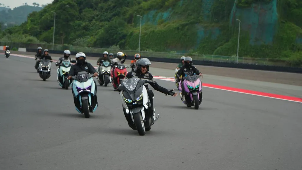 Komunitas Stancemax Semarang Nikmati Track Experience di Sirkuit Mandalika