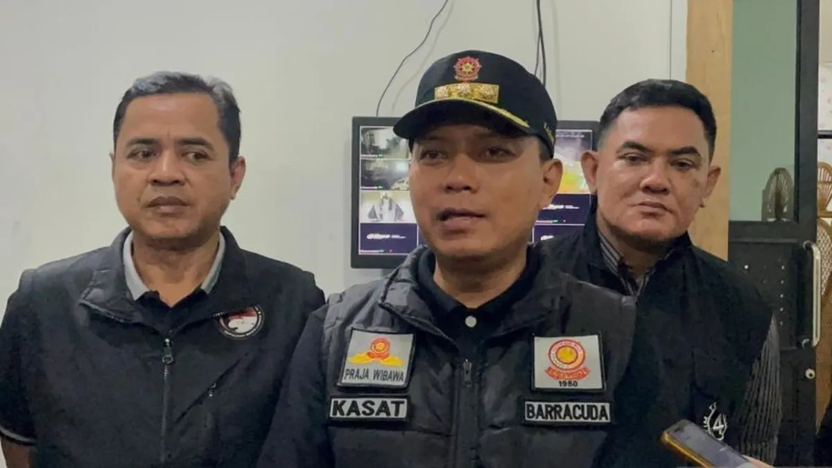 Razia Petasan oleh Satpol PP Cianjur untuk Jamin Ketertiban Bulan Puasa