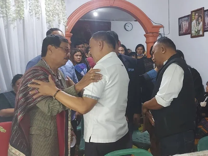 Dr Maruli Siahaan Hadiri Rumah Duka Anggota PPSD dan Relawan Palito