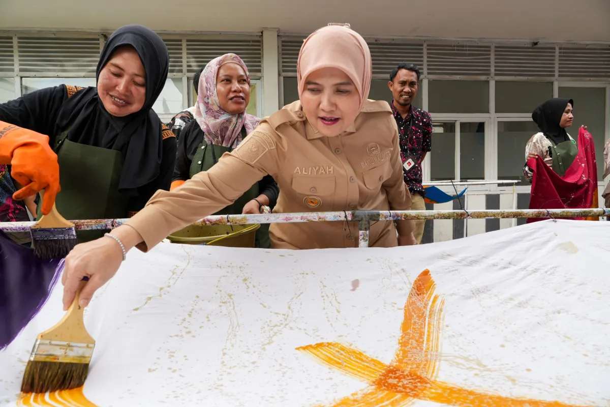 Wakil Wali Kota Makassar Tinjau Pelatihan Keterampilan pada Peringatan Hari Kartini