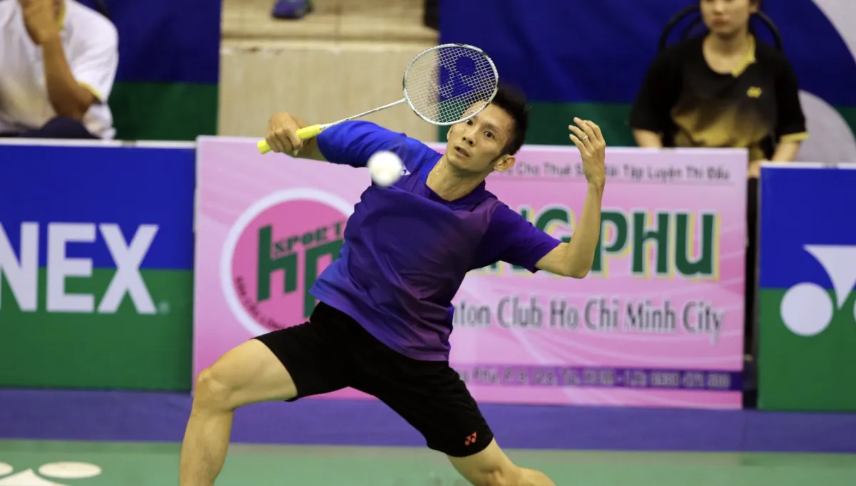 Nguyen Tien Minh Tersingkir di Turnamen Singapura Akibat Senar Raket Putus