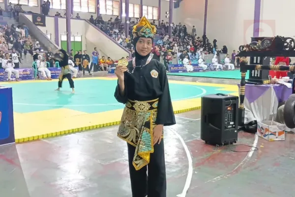 Kepala Dinas Pendidikan Ciamis Apresiasi Prestasi Jasmine Nadya Pramesti di Kejuaraan Pencak Silat