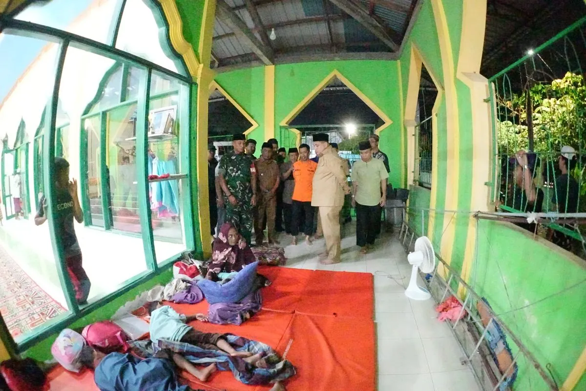 Jumlah Pengungsi Akibat Banjir di Makassar Meningkat Jadi 878 Jiwa