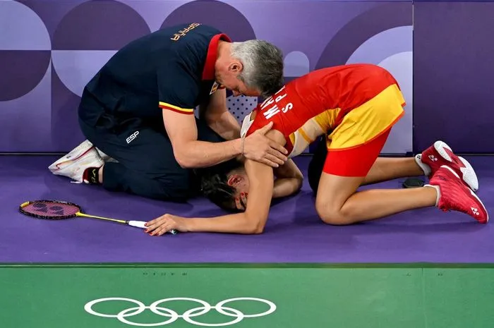 Carolina Marin Siap Pensiun Usai Kejuaraan Eropa Pasca Cedera Lutut