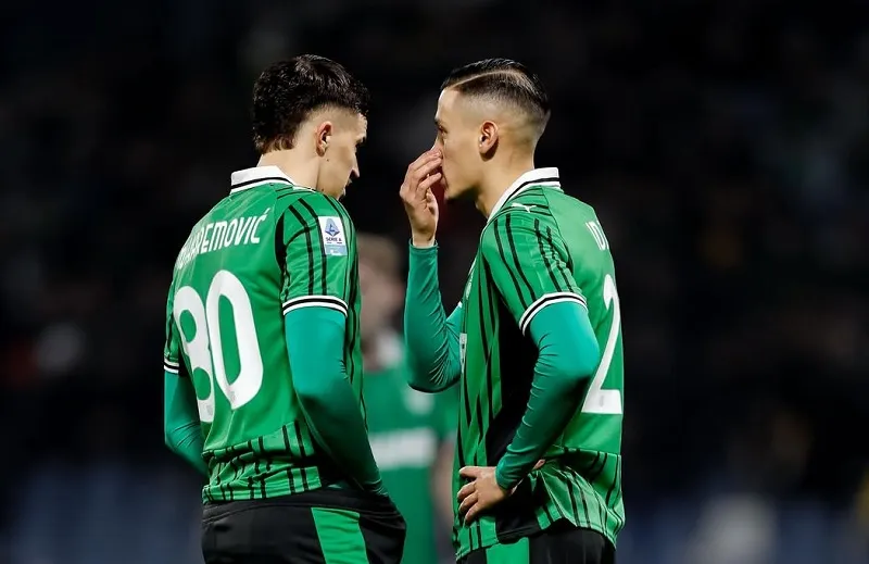 Jay Idzes Pimpin Sassuolo Menang 3-0 atas Verona