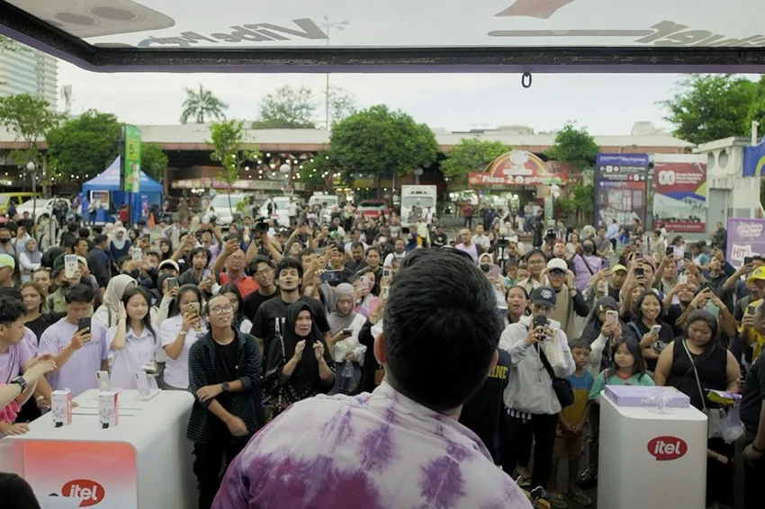 Keseruan Ngabuburit di Blok M Hub Bersama itel