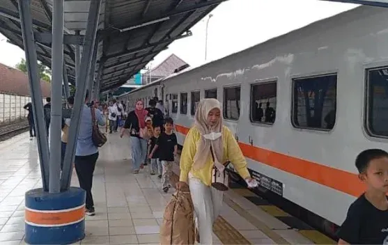 14.335 Penumpang Gunakan Kereta Api Selama Empat Hari Angkutan Lebaran