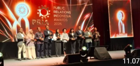 TPS Surabaya Terima Penghargaan PRIA untuk Laporan Tahunan