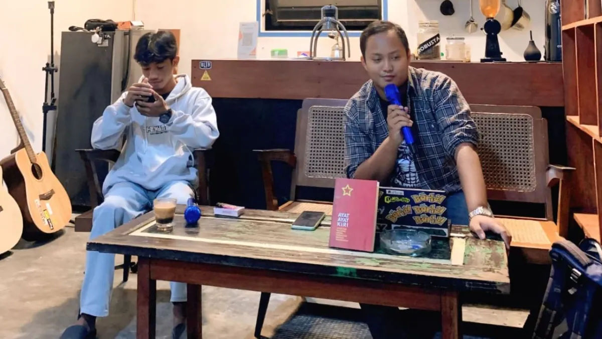 Diskusi Sosialis di Bulan Ramadan oleh Komunitas Literasi Blitar
