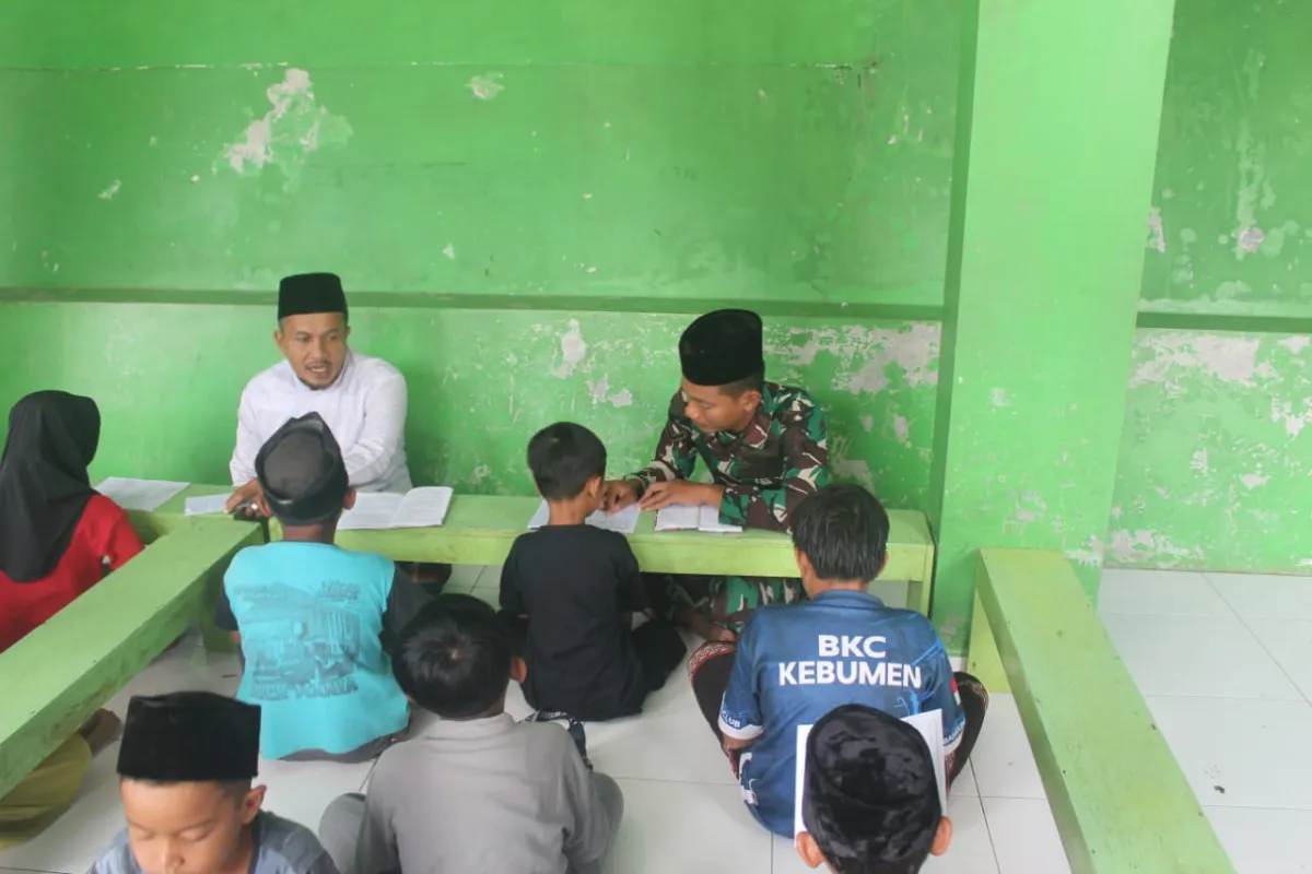 Satgas TMMD Kebumen Ajak Anak-anak TPQ Mengaji Sambut Ramadan