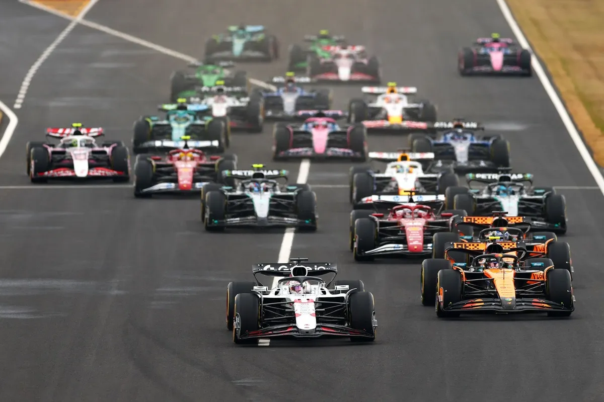Apple dan IMAX Siapkan Siaran Langsung Lima Seri Formula 1 di Bioskop AS Mulai 2026