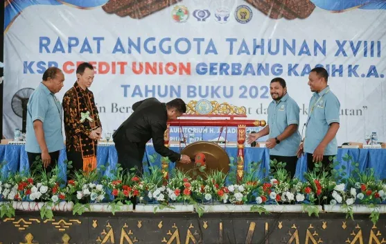 Wakil Bupati Ende Tegaskan Pentingnya Transparansi dan Integritas dalam RAT CU Gerbang Kasih
