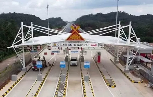 Gerbang Tol XIII Koto Kampar Jadi Titik Terpadat, Arus Kendaraan Melonjak Jelang Ramadan