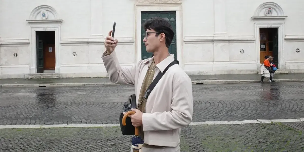Brian dan Gisella Anastasia Nikmati Wisata Religi di Roma