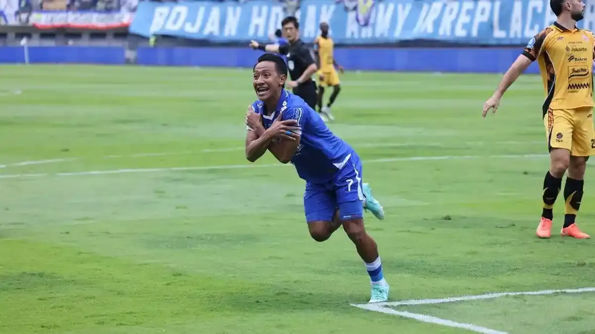 Fakta Menarik Laga Persib vs Persija: Gol Kilat dan Koreografi Viral