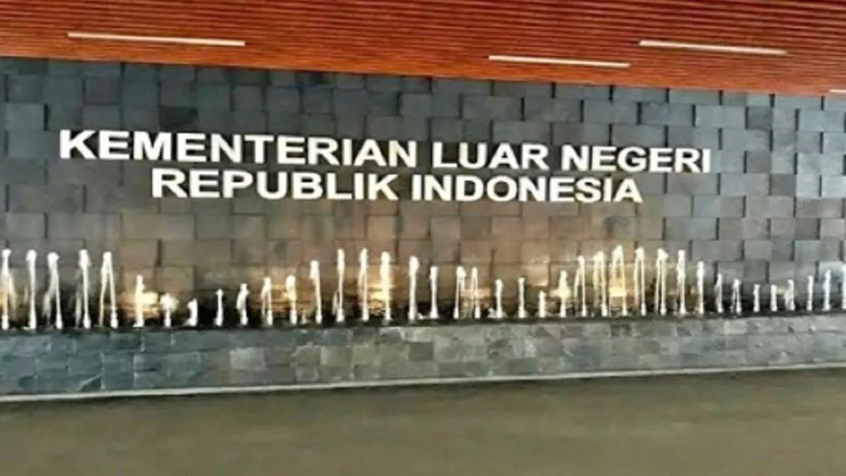 Peluncuran Logo Keketuaan D-8 oleh Indonesia