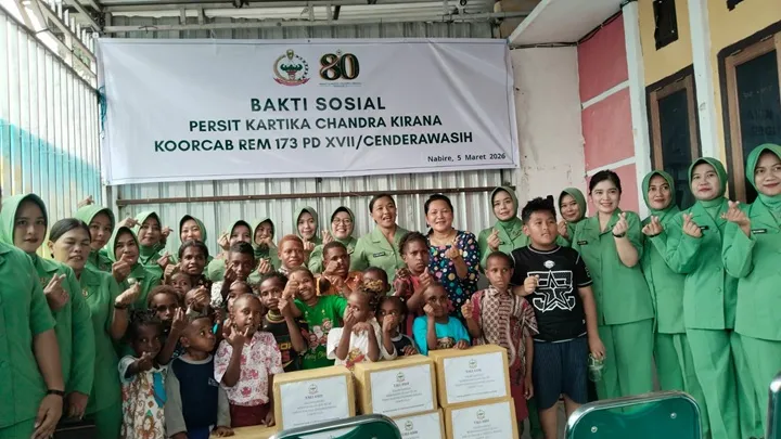 Persit KCK Rayakan HUT ke-80 dengan Bakti Sosial di Yayasan Difabel Nabire