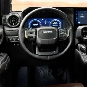 Desain Interior Toyota Hilux 2026 Terungkap, Hadir dengan Sentuhan Modern