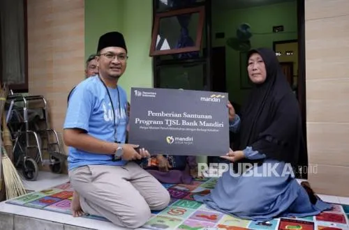 Bank Mandiri Gelar Bakti Sosial untuk Lansia di Bulan Ramadan