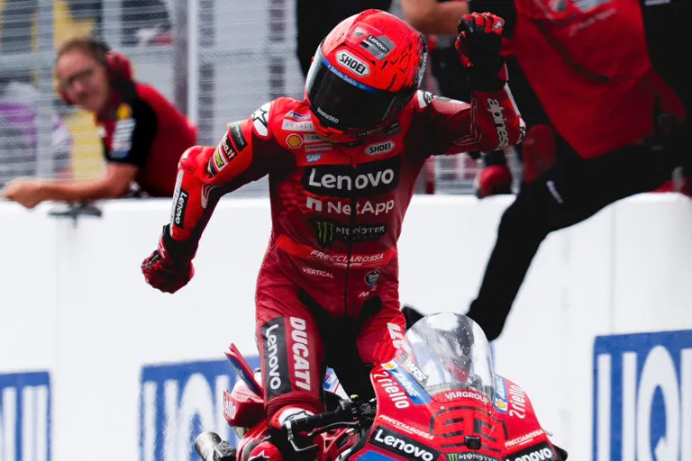 Marc Marquez dan Valentino Rossi Kembali Menjadi Sorotan Jelang MotoGP 2026