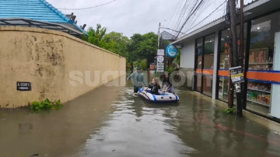 Banjir Parah Melanda Bali, Sanur Terdampak Terbesar dengan Gelombang Tinggi