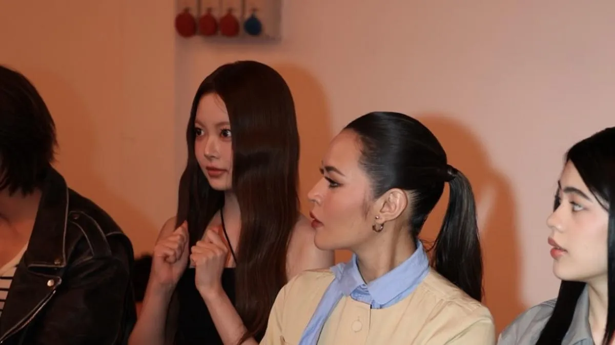 Raisa Tampil Mempesona di Milan Fashion Week Bersama Hong Eun Chae