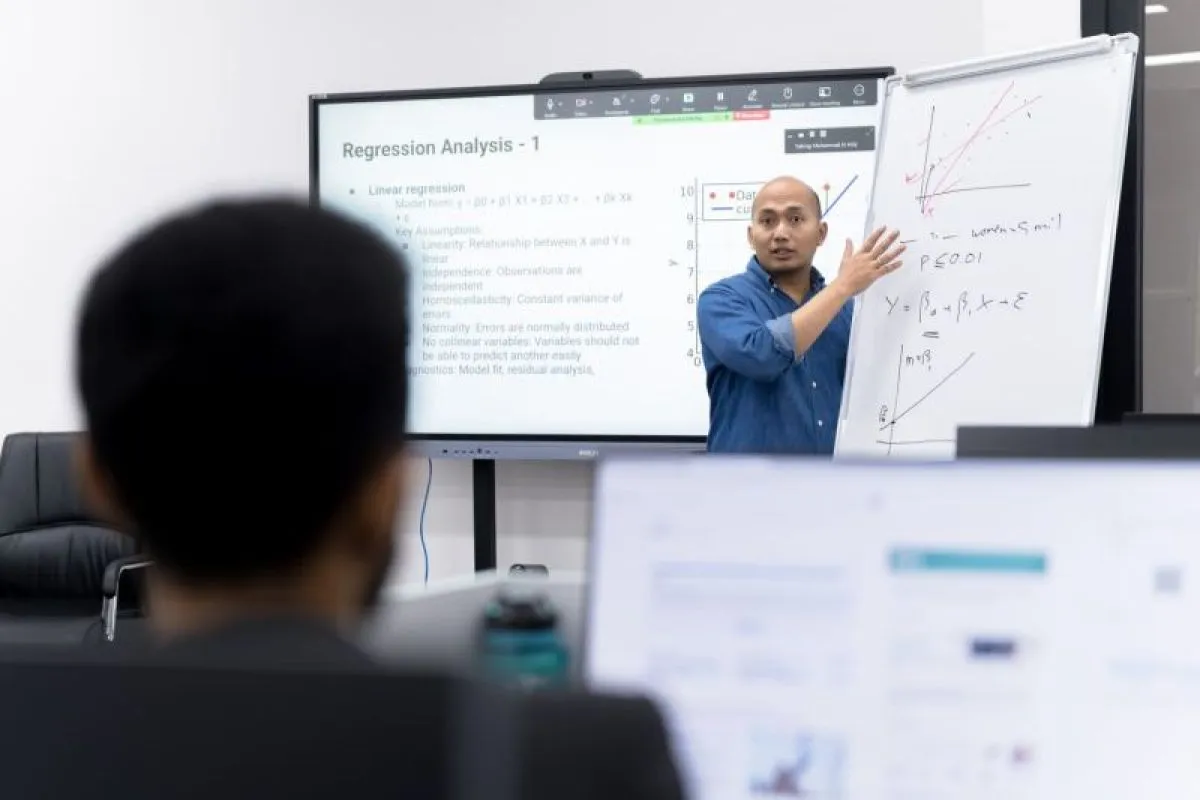 UIII Luncurkan Fakultas Sains dan Teknologi dengan Program Master Data Science
